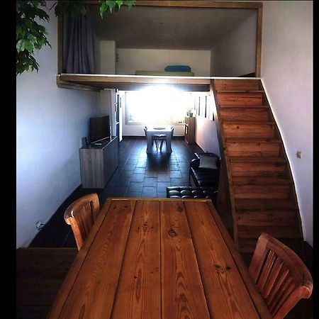 Loft Mezzanine Verriere Avec Vue Apartment Saint-Denis Exterior photo