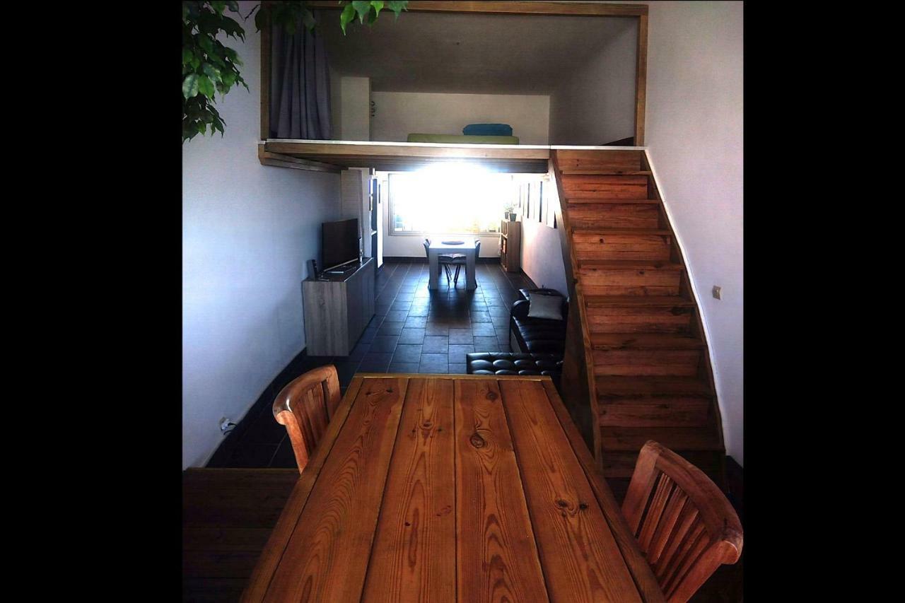 Loft Mezzanine Verriere Avec Vue Apartment Saint-Denis Exterior photo